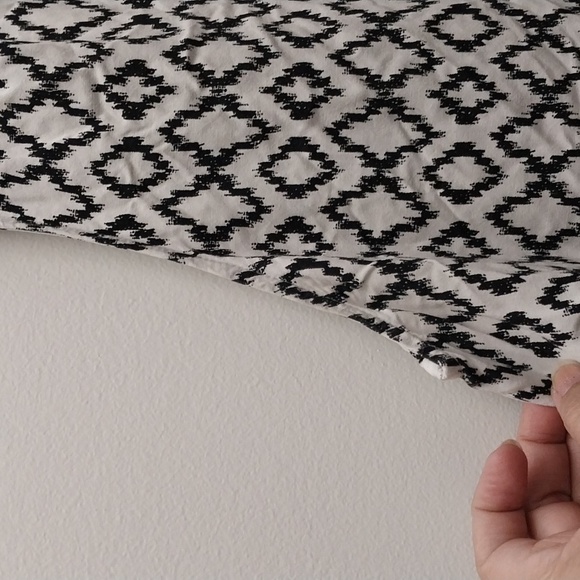 Original Nicole Miller Sleeveless Blouse for women sz XXL - Picture 5 of 7